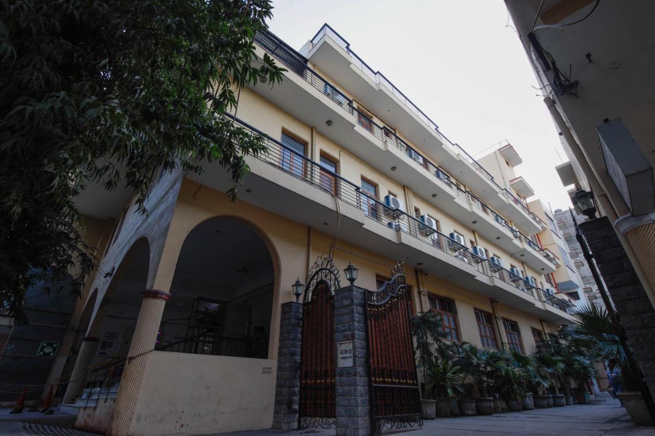 Bed and Breakfast Peepal Tree Residency Near Max Hospital Saket Neu-Delhi Exterior foto